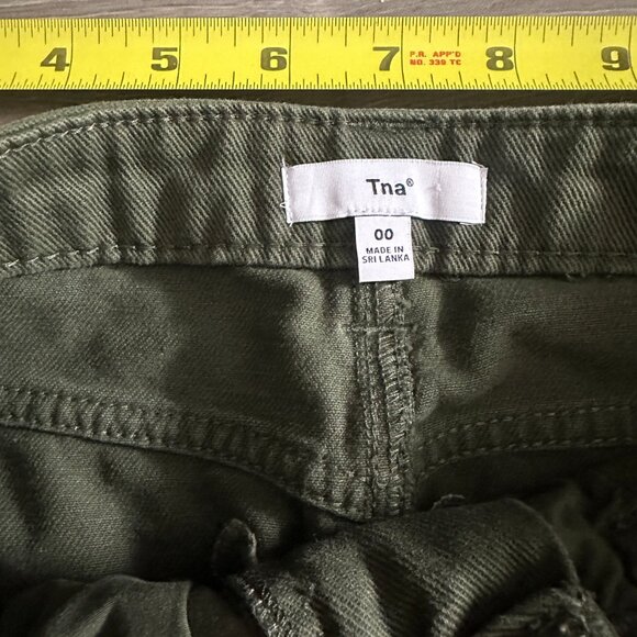 Aritzia tna greenwich pant cargo wide leg pants size 00 - Picture 5 of 9